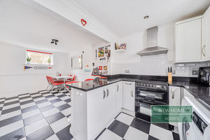 Photo 17- click for photo gallery